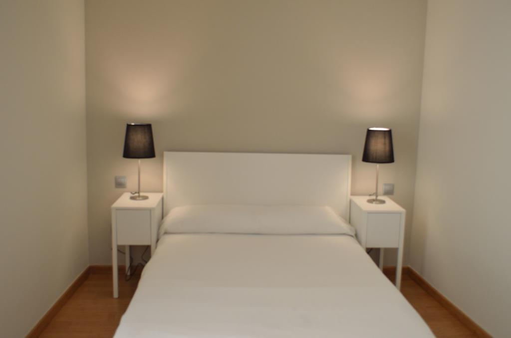 Girona Housing Ginesta 9 Apartment ห้อง รูปภาพ
