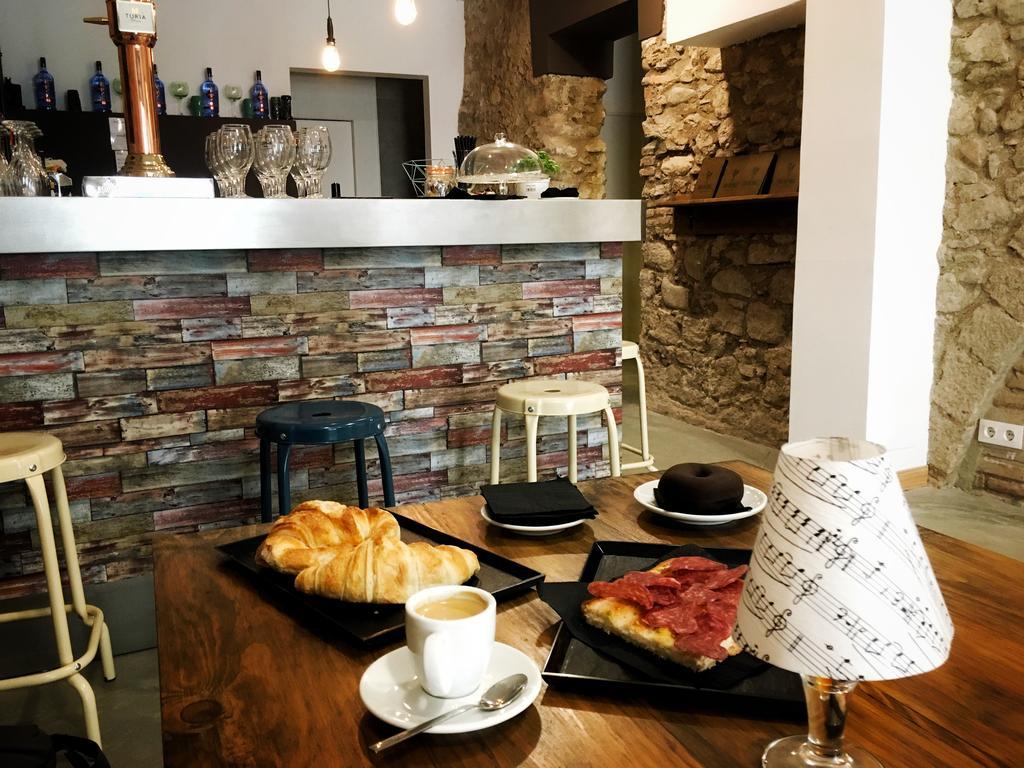 Girona Housing Ginesta 9 Apartment ภายนอก รูปภาพ